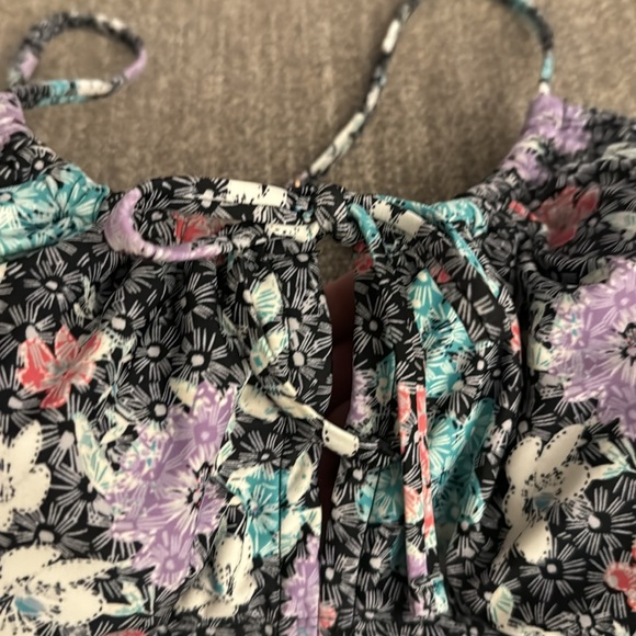 NEW Time & True Keyhole Bikini Top Size XL - Picture 4 of 7